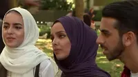 Dituduh Teroris, Muslimah Cantik Diusir dari Pesawat (Channel 4)