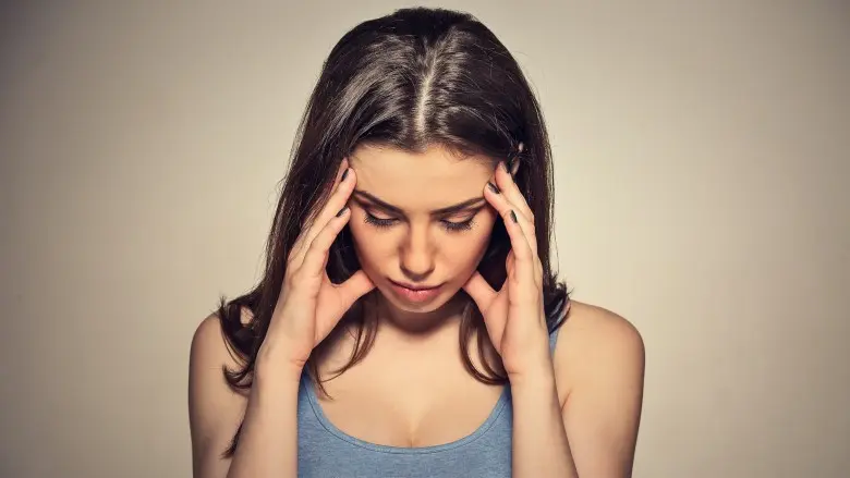 Benarkah stres bisa bikin kamu jadi cepat tua? Simak jawabannya di sini! (Sumber Foto: Shutterstock/TheList)