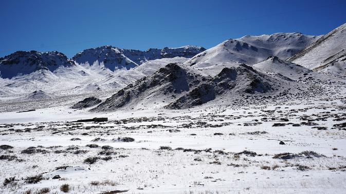 Foto pada 30 November 2020 menunjukkan pemandangan di Wilayah Gar, Prefektur Ngari, Daerah Otonom Tibet, China. Ngari, yang dijuluki sebagai 