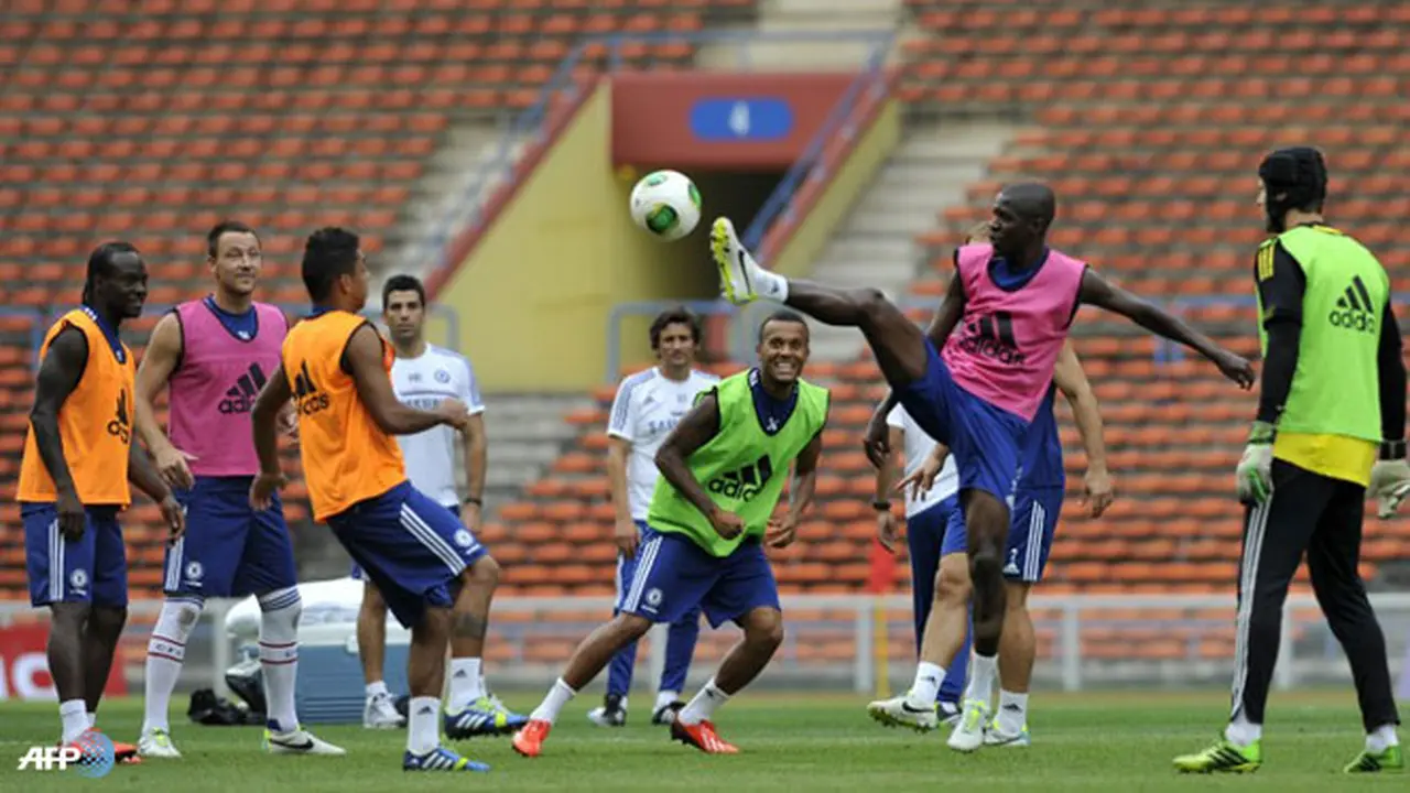 chelsea-tertutup-2-130724c.jpg