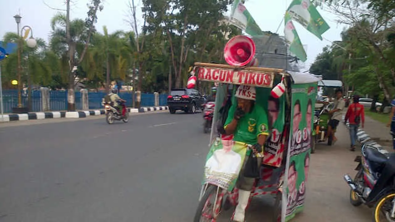 Kampanye Unik si Penjual Racun Tikus Palembang
