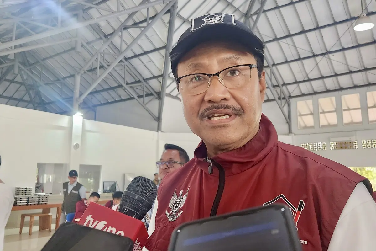 Menteri Sosial, Saifullah Yusuf usai mengikuti kegiatan di SRT 9 Banjar Baru, Kalimantan Selatan.