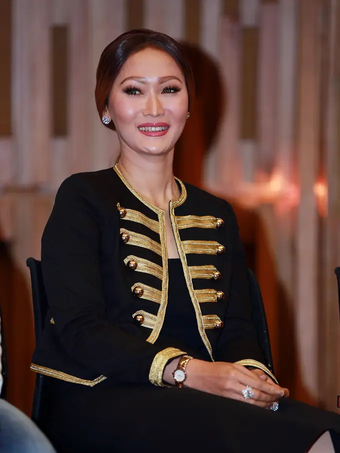 [Bintang] Inul Daratista