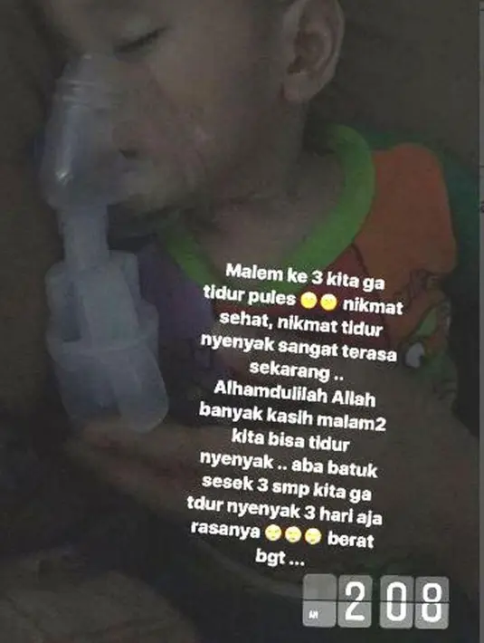 "Malam ke 3 kita ga tidur pules nikmat sehat, nikmat tidur nyenyak sangat terasa sekarang.. Alhamdulilah Allah banyak kasih malam2 kita bisa tidur nyenyak.. aba batuk sesek 3 smp kita ga tidur nyenyak 3 hari aja rasanya berat bgt...," tulis Zaskia.
