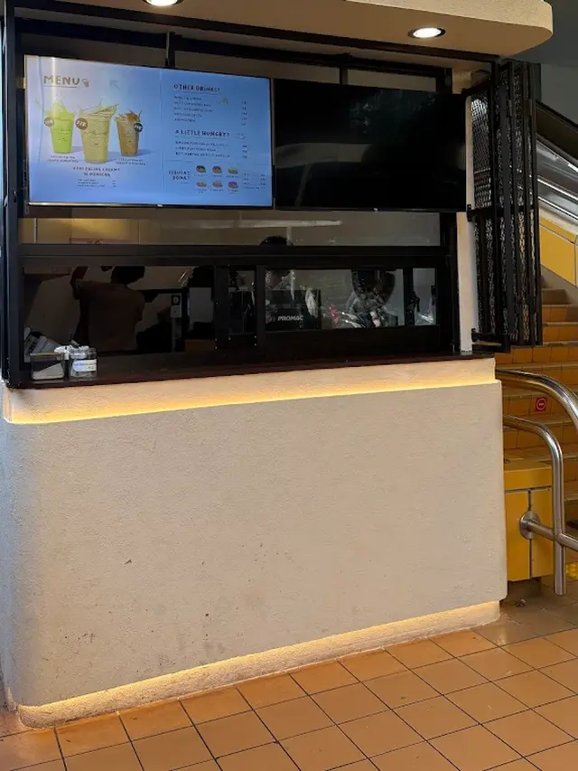 Coffee Shop Dekat Stasiun Gondangdia