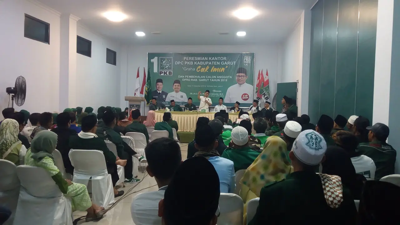 Cak Imim memberikan pengkaderan kader PKB di Garut