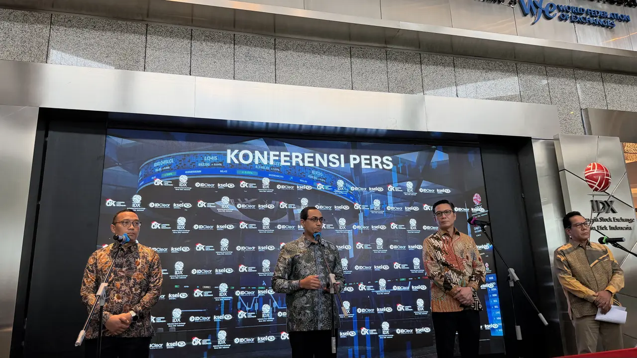 Kepala Eksekutif Pengawas Pasar Modal, Keuangan Derivatif dan Bursa Karbon OJK, Hasan Fawzi