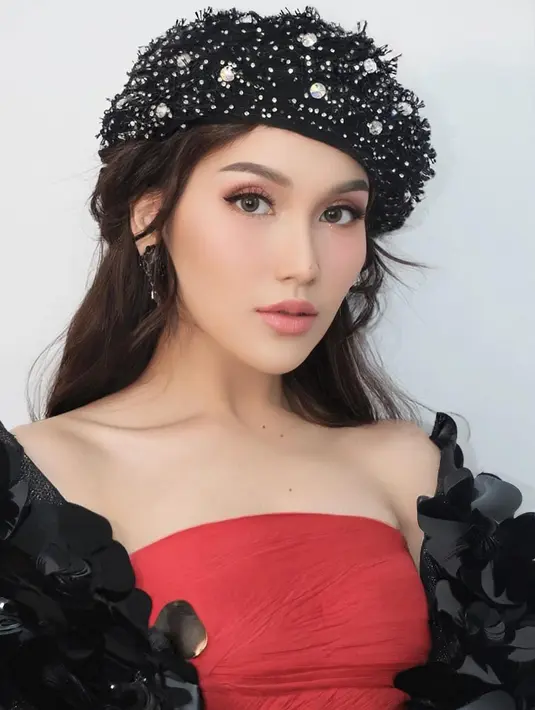 Ayu Ting Ting [Foto: Instagram/ayutingting92]