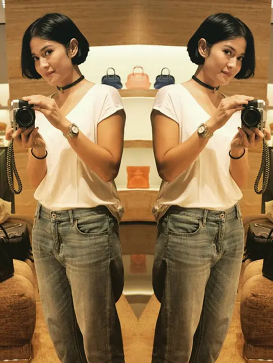 Belum lama, tepatnya di penghujung tahun 2016, Dian kembali memangkas rambut pendeknya menjadi super pendek. Bahkan dirinya disebut-sebut mirip penyanyi pop Nike Ardila. (Instagram/therealdisastr)