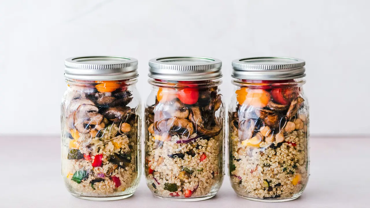 Glass jar