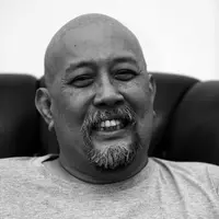 Komedian senior, Indro Warkop, drop saat lebaran. (Bintang/Deki Prayoga)
