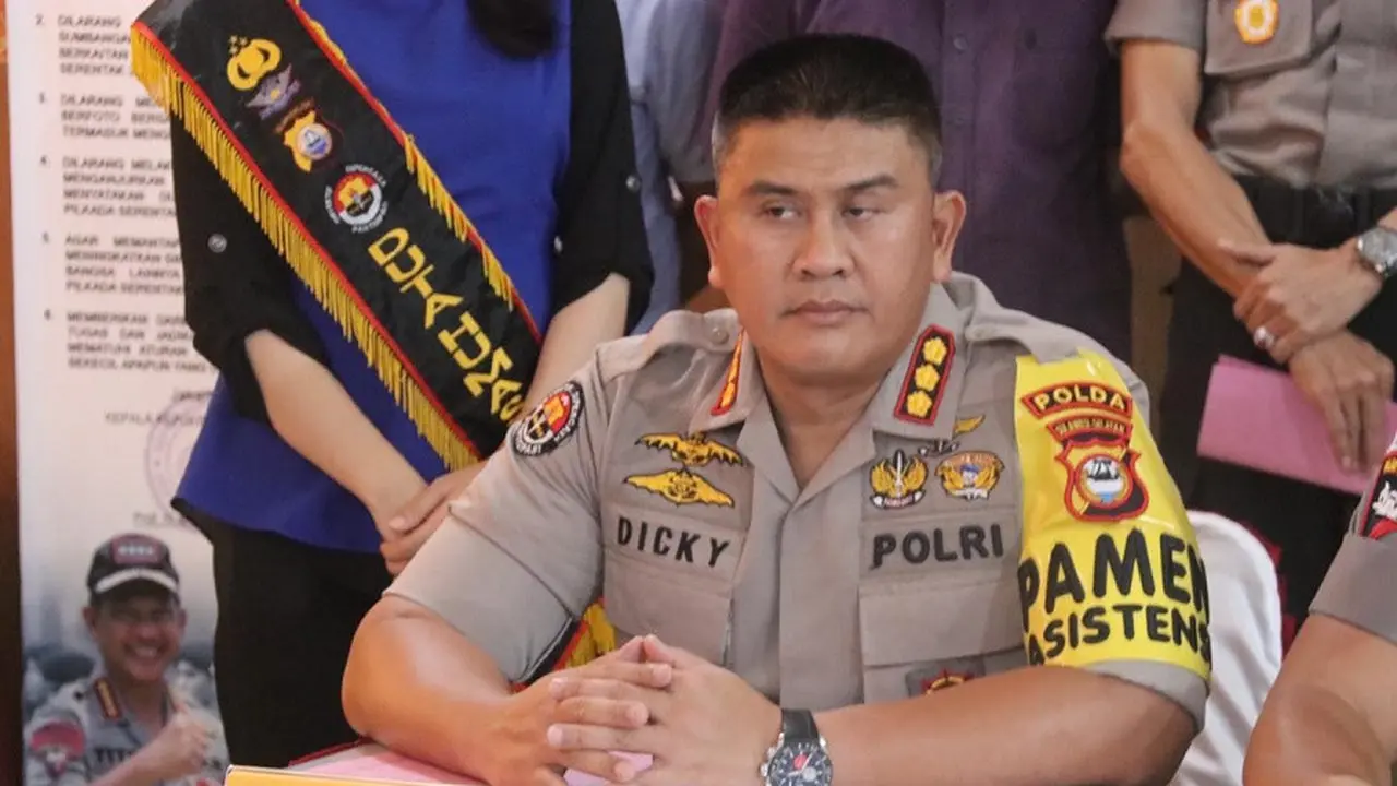 Kepala Bidang Humas Polda Sulsel, Kombes Pol Dicky Sondani (Liputan6.com/ Eka Hakim)