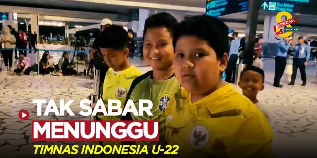 VIDEO: Antusiasme Fans Cilik yang Tak Sabar Menunggu Timnas Indonesia U-22 Setelah Juarai SEA Games 2023