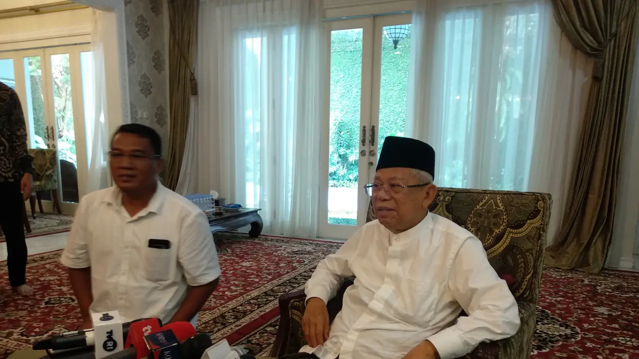 Calon wakil presiden nomor urut 01 Ma'ruf Amin mengimbau pendukungnya tidak euforia menanggapi hasil hitung cepat yang memenangkan Jokowi-Ma'ruf.