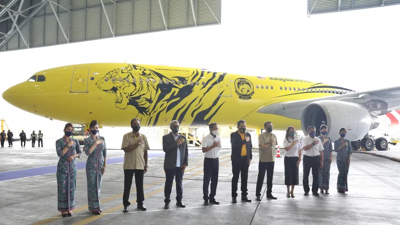 Malaysia Airlines livery khusus Timnas Malaysia