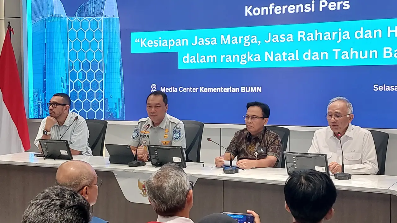 dalam Konferensi Pers di Kantor Kementerian BUMN, Jakarta, Selasa (10/12/2024)