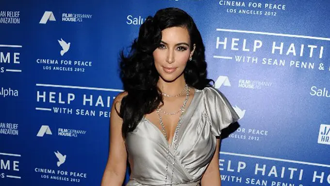 [Bintang] Kim Kardashian