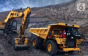 Truk tambang Cat 777E versi terbaru dipamerkan saat peluncuran di Samarinda, Kalimantan Timur (24/8/2021). Truk Cat 777E versi 2021 memiliki peningkatan pada kontrol daya, torsi, dan transmisi untuk menghasilkan produktivitas terbaik di kelasnya. (Liputan6.com/HO/Trakindo)