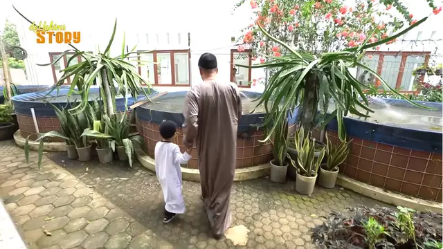 Potret Halaman Rumah Mamah Dedeh di Ciseeng (YouTube deHakims Story)
