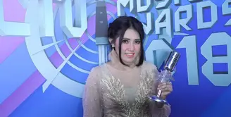 Kembali Jadi Pemenang, Via Vallen Raih Penghargaan Penyanyi Dangdut Paling Ngetop di SCTV Music Awards 2018