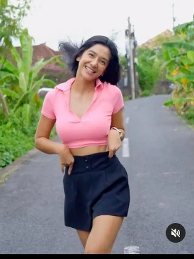 Pesona Fanny Ghassani (Foto: Instagram fannyghassani)