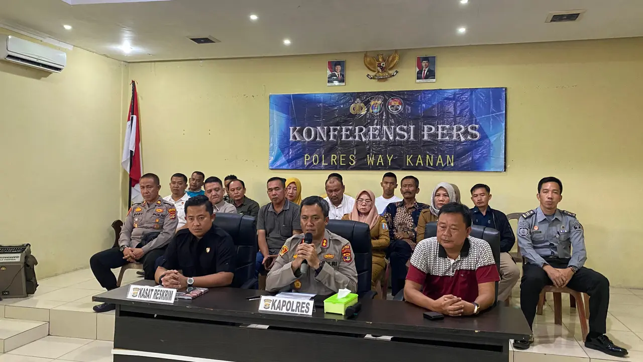 Jumpa pers hasil gelar khusus perkara pencurian sepeda motor yang melibatkan dua anak di bawah umur di Way Kanan Lampung. Foto : (Istimewa).