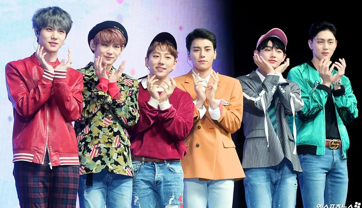 JBJ merupakan grup yang terbentuk dari peserta Produce 101 Season 2. Mereka debut pada 18 Oktober 2017 dan mereka bubar pada 30 April 2018. (Foto: koreaboo.com)