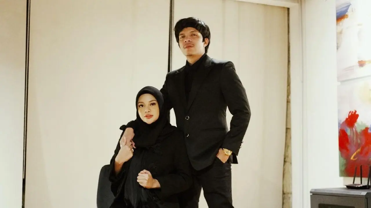 Atta Halilintar dan Aurel Hermansyah. (Foto: Instagram @aurelie.hermansyah)