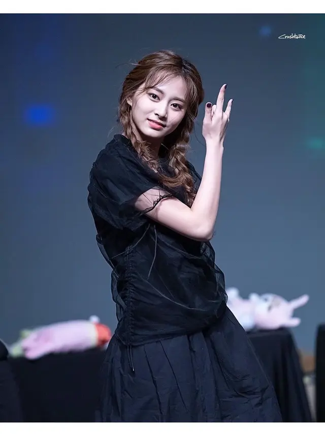 Tzuyu (Sumber: Instagram/queentzuyu/tzuyu.x/)