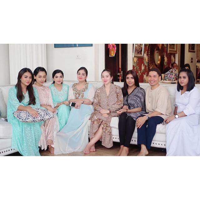 6 Momen Kebersamaan Ashanty dan Millendaru, Penuh Kehangatan