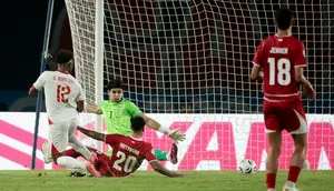 Cerita Nadeo Argawinata Saling Belajar dengan Emil Audero dan Maarten Paes di Timnas Indonesia: Mereka Ingin Tahu di Sini Seperti Apa