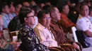 Wakil Presiden Jusuf Kalla didampingi Menhan Ryamizard Ryacudu  (kanan), Menteri Dalam Negeri Tjahjo Kumolo (kiri) saat membuka pameran Indo Defence 2016 Expo & Forum di JIExpo Kemayoran, Jakarta, Rabu (2/11). (Liputan6.com/Faizal Fanani)