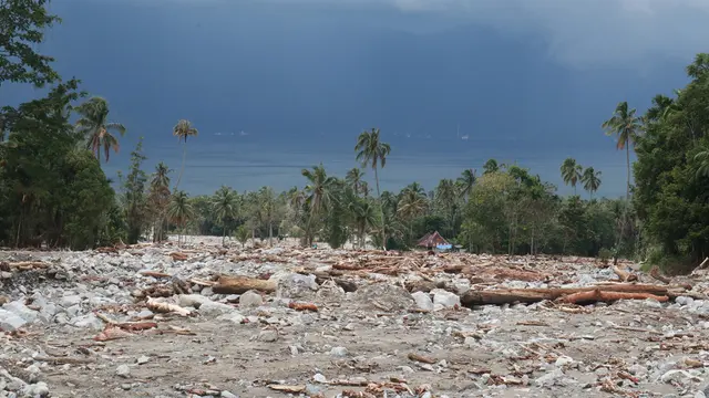 Banjir bandang melanda Nagari Sungai Batang. (Liputan6.com/Novia Harlina)