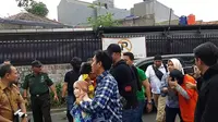 Polres Jakarta Selatan menggelar adegan pembunuhan wanita di Mampang, Jakarta. (Liputan6.com/ Fachrur Rozie)