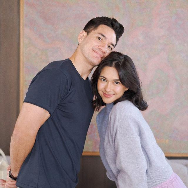 6 Artis Ini Pacaran Sebentar Sebelum Akhirnya Menikah, Buktikan Keseriusan