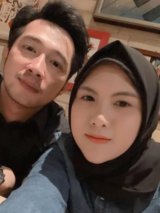 Mulai Go Public, Ini 6 Potret Kebersamaan Evelyn Nada Anjani dan Rulyabii