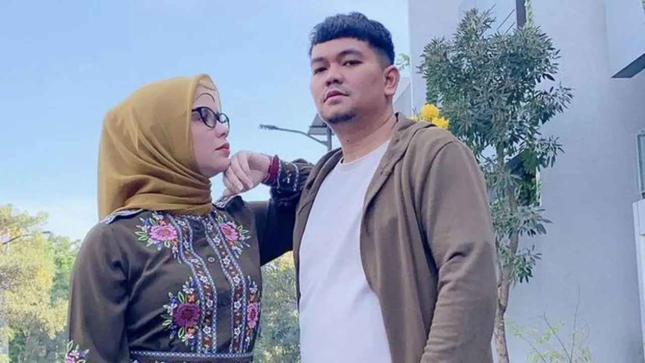 Hapus Foto Bersama di Instagram, Indra Bekti dan Aldila Jelita Dikabarkan Bercerai
