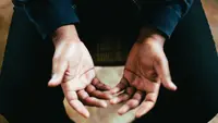 Ilustrasi doa, muslim, Islami. (Photo by Unsplash)