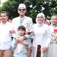 Rifky Balweel dan Biby Alrean akhirnya resmi sebagai pasangan suami istri setelah berpacaran selama beberapa tahun. Ada hal menarik dengan tampilan Rifky sebelum Akad Nikah berlangsung. (Adrian Putra/Bintang.com)