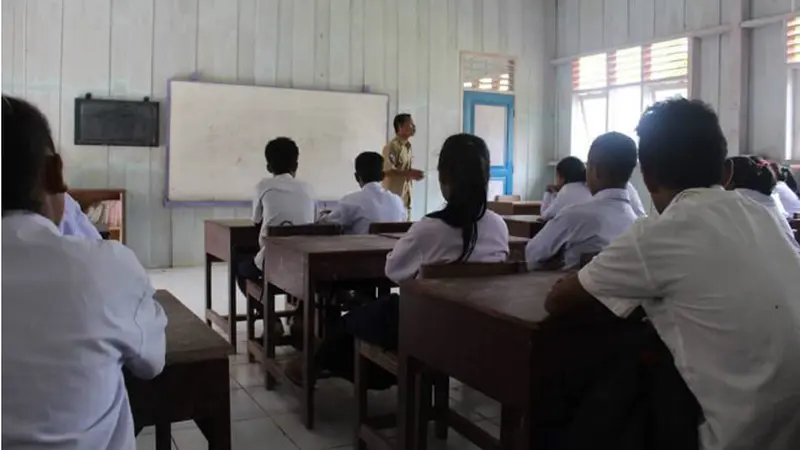 Guru di Donggala Sulawesi Tengah