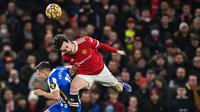 Victor Lindelof sudah menjadi bagian dari skuat Manchester United sejak 2017 silam. Ia didatangkan dari Benfica dengan mahar sebesar 35 juta euro. Semusim dari debutnya, Lindelof berhasil menjadi pemain andalan Setan Merah, terutama di lini pertahanan. Saat ini, pria berjuluk The Iceman tersebut tengah didera cedera sehingga belum tampil di Liga Inggris musim 2022/2023. (AFP/Paul Ellis)