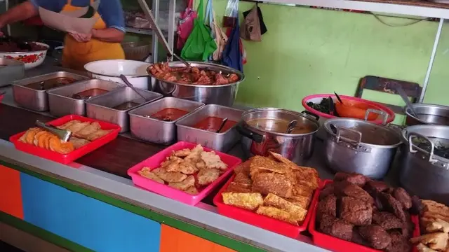 Rekomendasi Tempat Makan Enak Dekat Balai Kota Solo