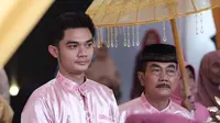 Bintang FTV Guntur Nugraha Berduka Ayahnya Meninggal Dunia, Ini 6 Potret Kenangan Bersama Almarhum