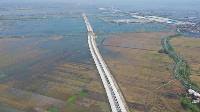 Jalan Tol Semarang-Demak Paket 2 memiliki panjang lintasan 16,31 kilometer, dimulai dari Sayung STA 10+394 sampai dengan STA 26+704. (Foto: PT PP Tbk/PTPP)