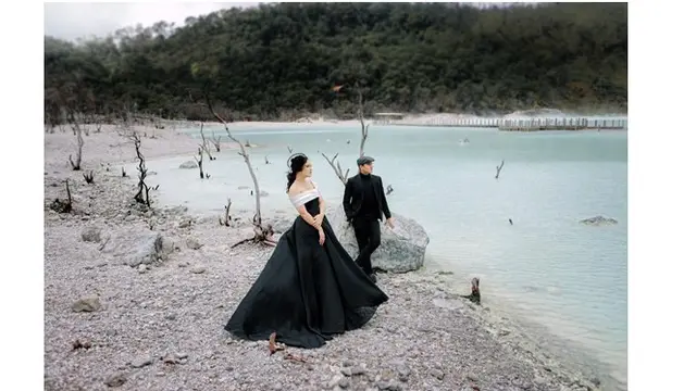 7 Potret Prewedding Masayu Clara dan Qausar Harta, Tampil Serasi
