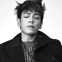 Setelah sempat terhenti, akhirnya T.O.P BigBang melanjutkan wajib militernya pada 4 Januari 2018. (Foto: allkpop.com)