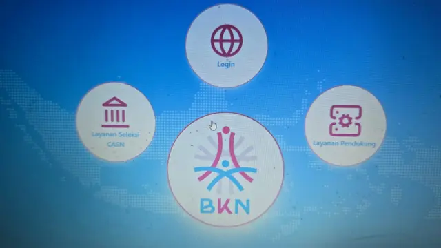 Badan Kepegawaian Negara (BKN) mewajibkan seluruh Pegawai Negeri Sipil (PNS) di instansi pusat dan daerah untuk mengaktifkan fitur Multi-Factor Authentication (MFA) pada akun di asndigital.bkn.go.id.