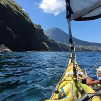 Sergi Basoli, lelaki yang 'membelah' Mediternia di atas kayak bersama anjingnya. (sergibasoli/Instagram)