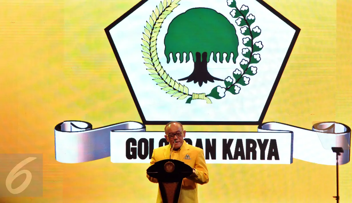 Ketua Umum Golkar Aburizal Bakrie menyampaikan sambutan pada pembukaan Munaslub Partai Golkar di Nusa Dua Convention Center, Bali, Sabtu (14/5). Pemilihan Ketua Umum dan Munaslub Golkar dilaksanakan pada 14-16 di Pulau Dewata (Liputan6.com/Johan Tallo)