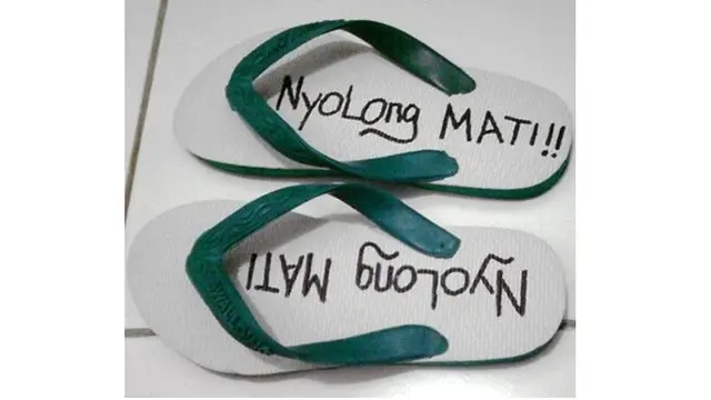 Tandai Sandal (Sumber: 1cak)